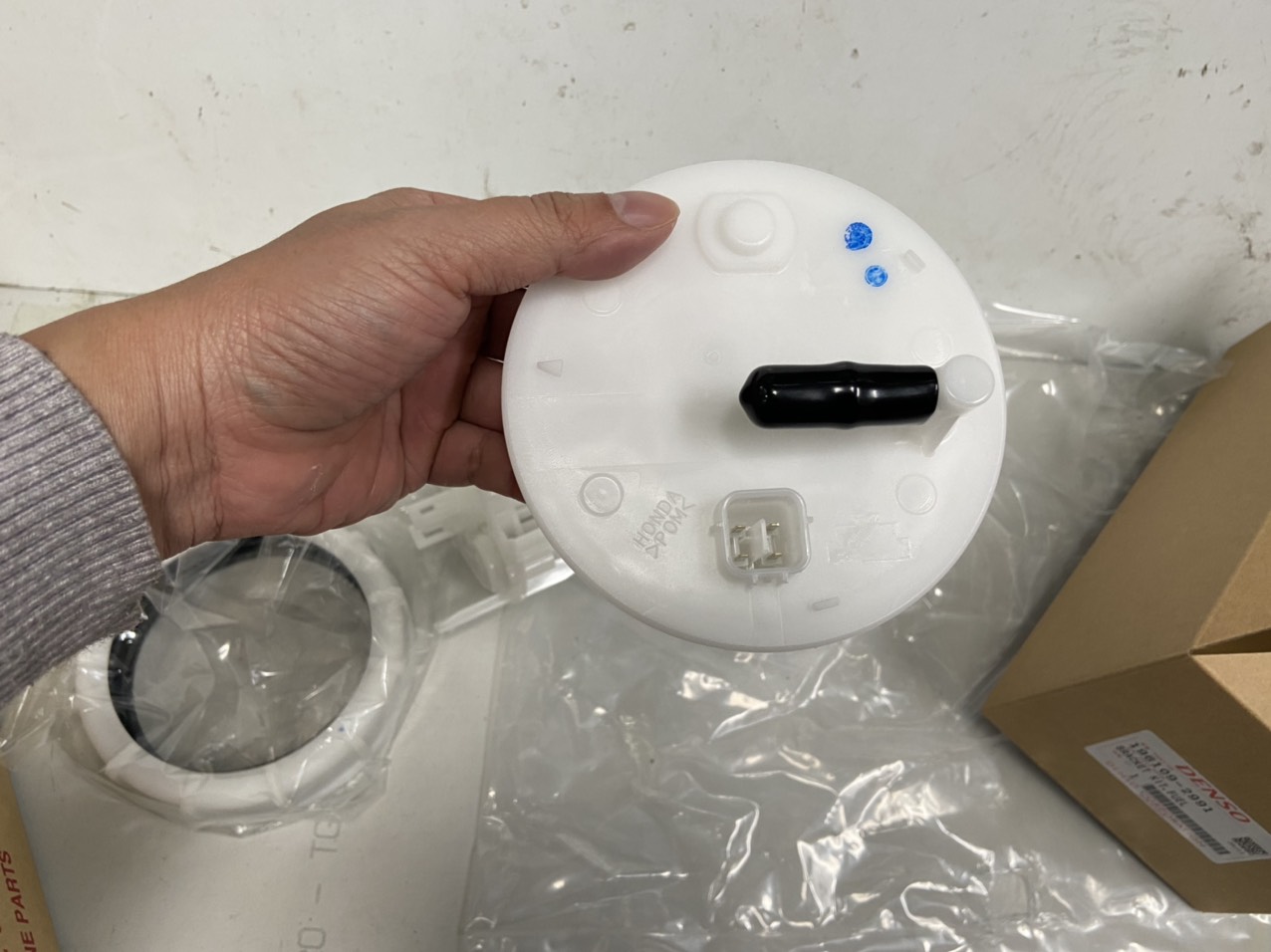 Lọc nhiên liệu xe Honda CRV 2009-2011